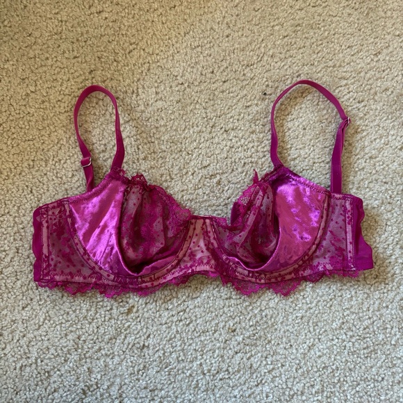 unlined lace bra - Picture 1 of 2